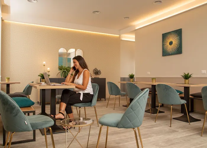 Sophie Terrace Hotel 3*
